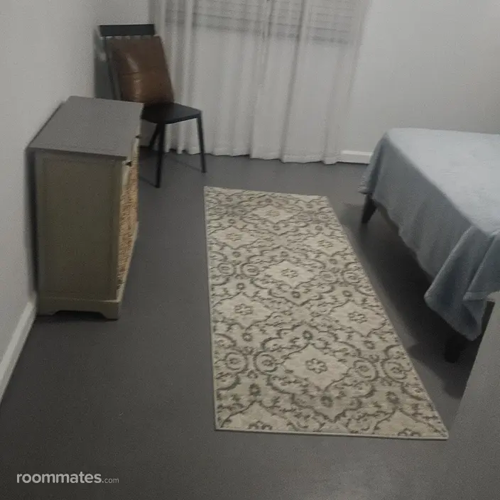 Room for rent in Pembroke Pines, FL $1000, house