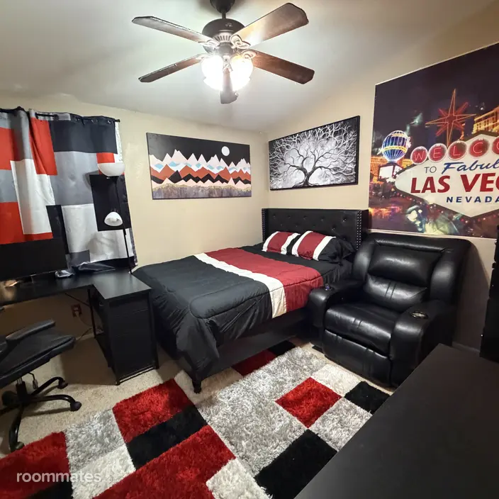 Room for rent in Henderson, NV $849, townhouse