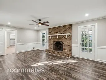 Room for rent in Lawrenceville, GA $1200, house