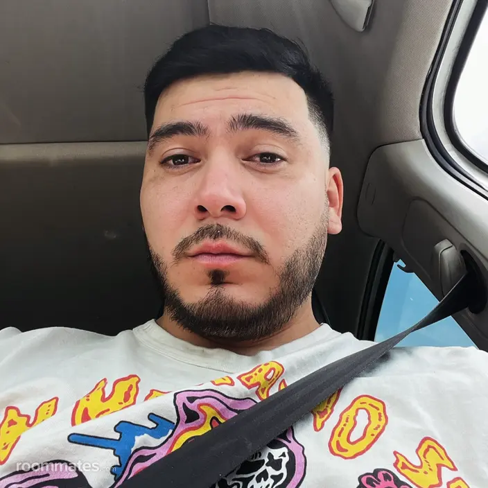 Roommate looking Downey, CA, $2000