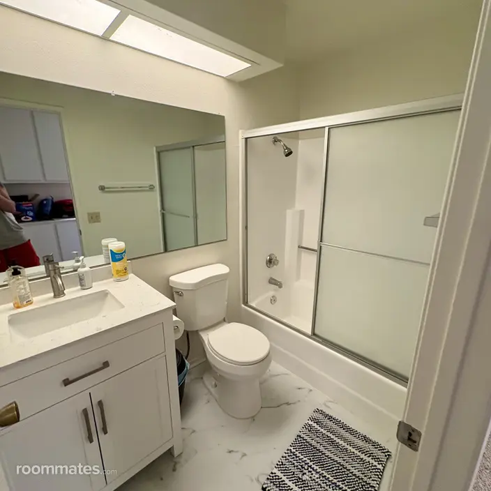 Room for rent in Redlands, CA $1100, house