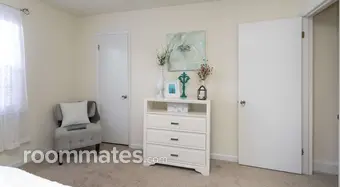 Room for rent in Durham, NC $625, townhouse