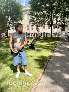Roommate looking Boston, MA, $1500