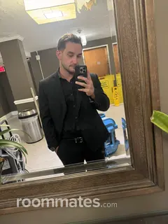 Roommate looking Buffalo, NY, $1300