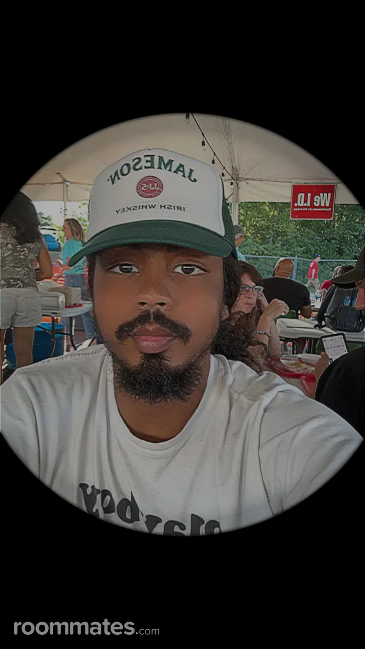 Profile photo 4 of 9