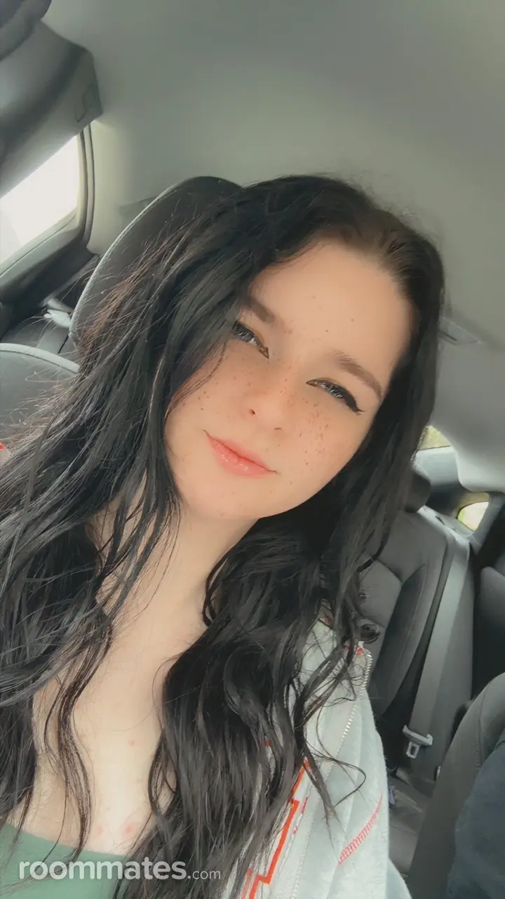 Profile photo 3 of 4