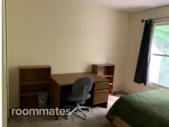 Room for rent in Dearborn, MI $800, house