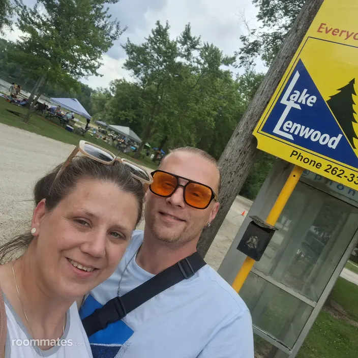 Roommate looking Menomonee Falls, WI, $600