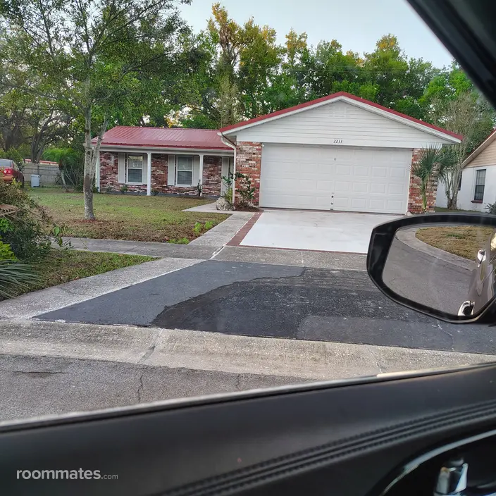 Room for rent in Lakeland, FL $650, house