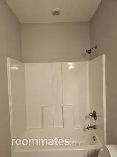 Room for rent in Fountain Inn, SC $900, house