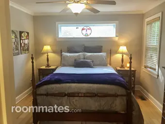 Room for rent in Asheville, NC $950, house