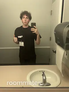 Roommate looking Orange, CA, $900