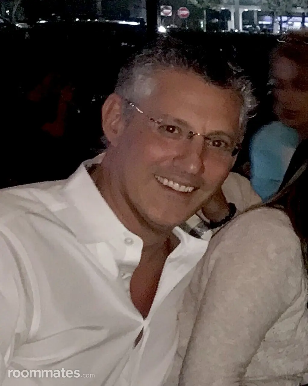 Profile photo 4 of 4