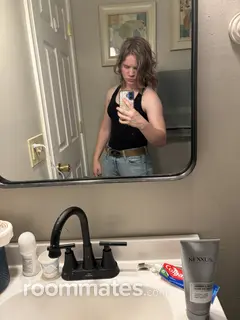 Roommate looking Fort Wayne, IN, $700