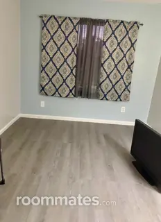 Room for rent in Deltona, FL $700, house
