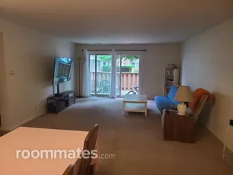 Room for rent in Rolling Meadows, IL $850, condo