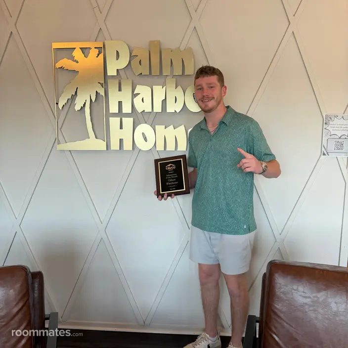 Roommate looking Nashville, TN, $2000