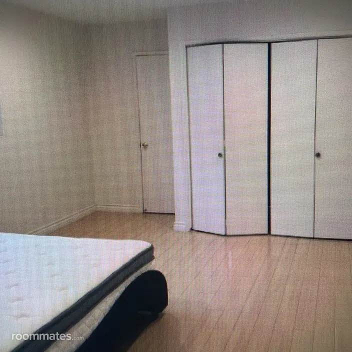 Room for rent in Pasadena, CA $1800, house