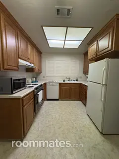Room for rent in Fairfield, CA $1299, house