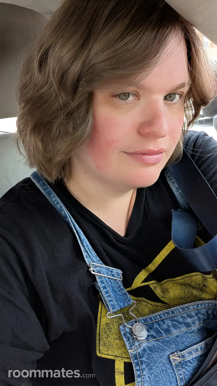 Profile photo 4 of 4