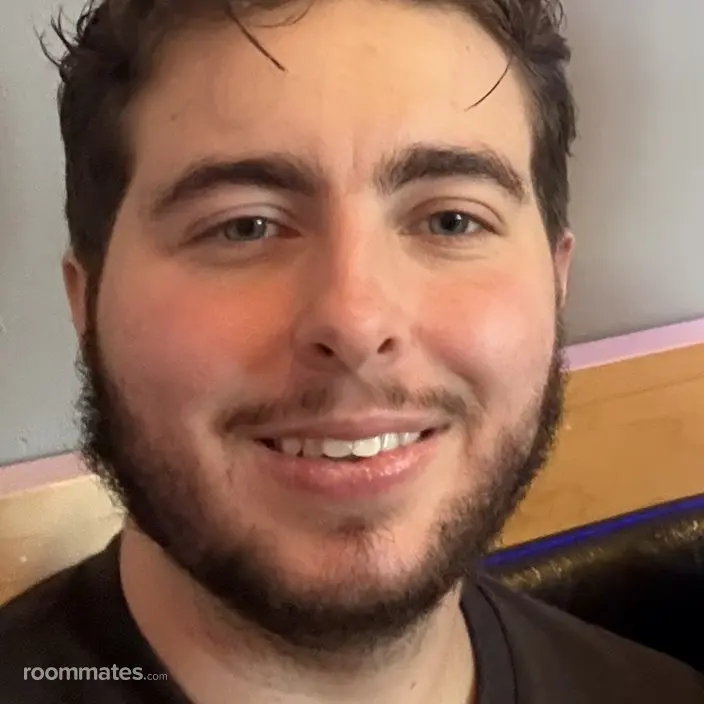 Roommate looking Dover, DE, $1000