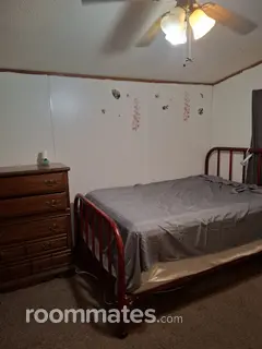 Room for rent in Marysville, MI $600, other