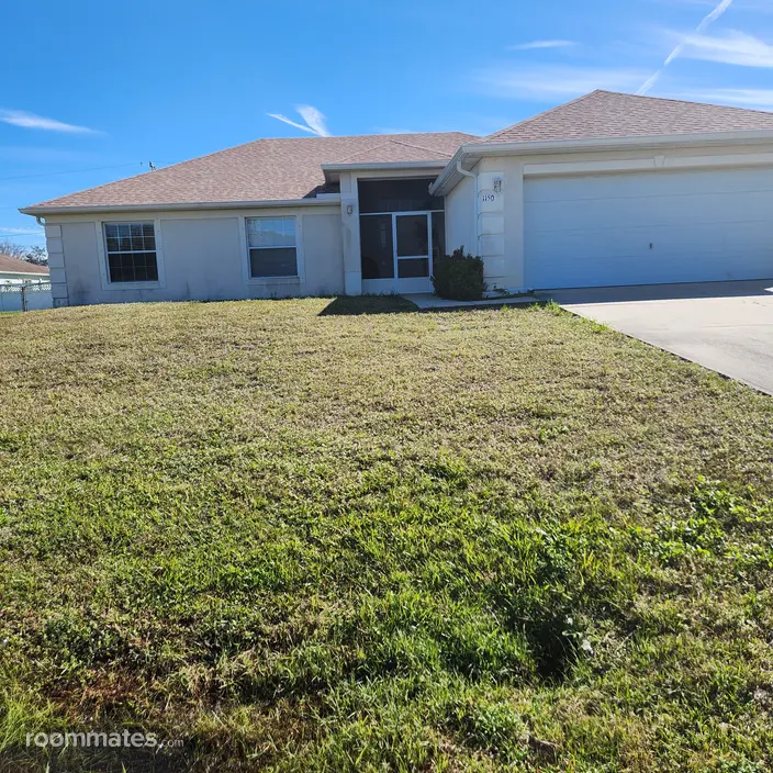 Room for rent in Palm Bay, FL $700, house