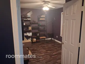 Room for rent in Greensboro, NC $800, house