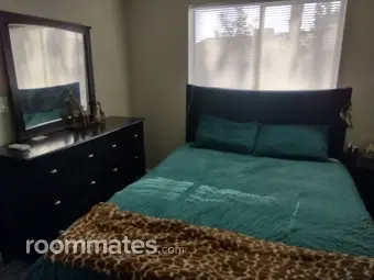 Room for rent in Henderson, NV $700, house