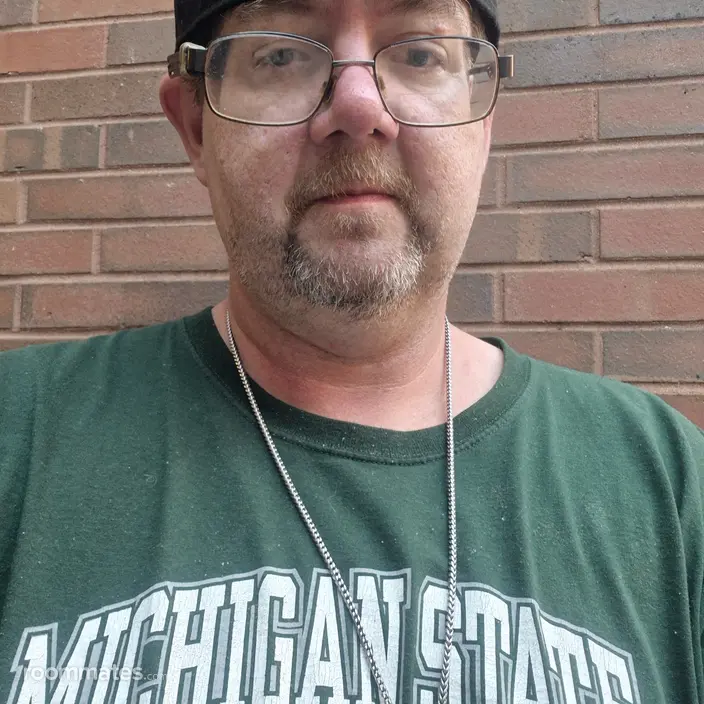 Roommate looking Warren, MI, $600
