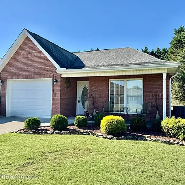 Room for rent in Maryville, TN $800, condo