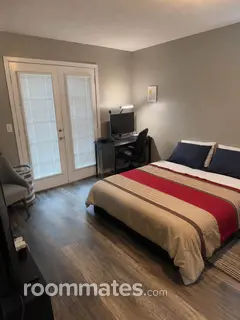 Room for rent in Nashville, TN $1250, condo