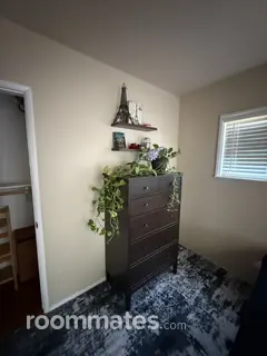 Room for rent in West Covina, CA $1000, house