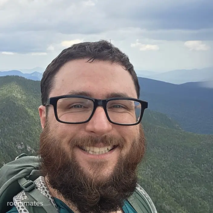 Roommate looking West Medford, MA, $1200