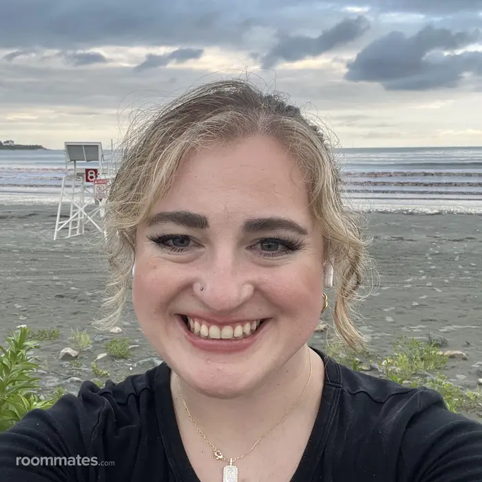 Roommate looking Waltham, MA, $800