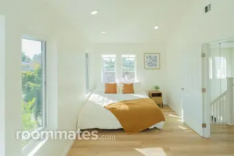 Room for rent in Pasadena, CA $2300, house