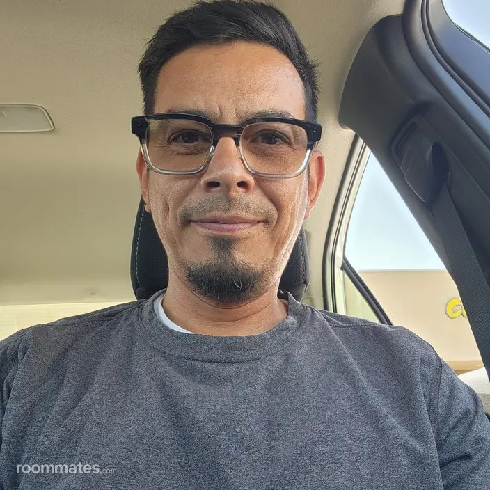 Roommate looking Orange, CA, $1000
