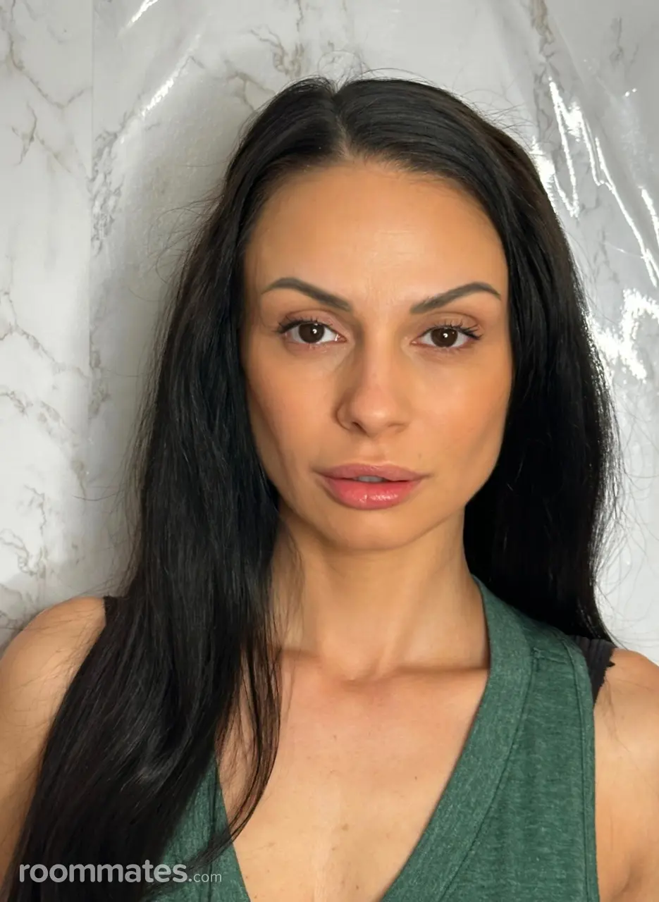 Profile photo 2 of 4