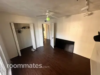 Room for rent in Clovis, CA $800, house