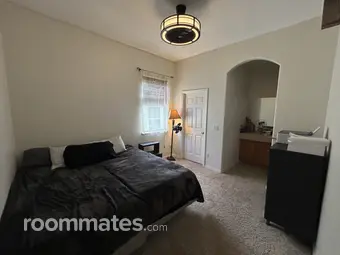 Room for rent in Orlando, FL $1100, house