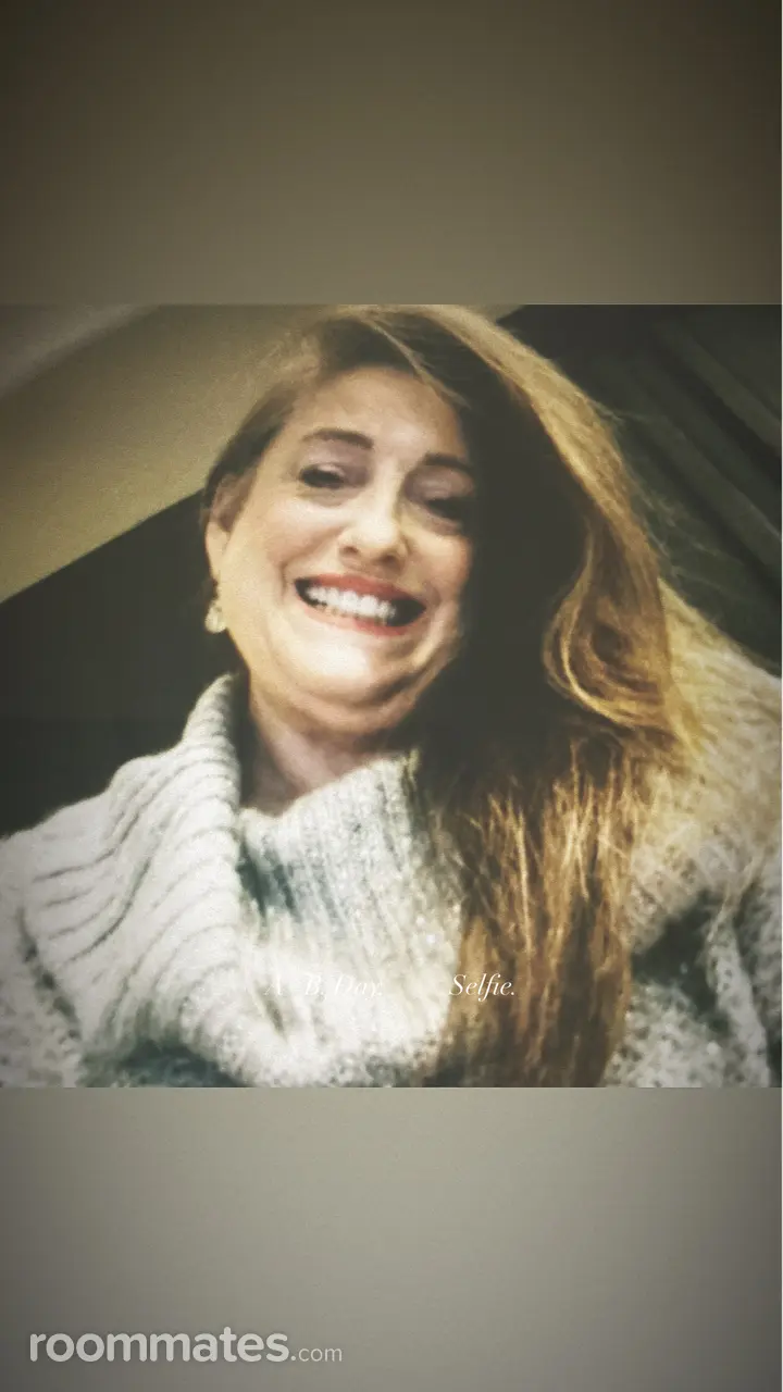 Profile photo 7 of 7