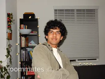 Roommate looking Providence, RI, $2000