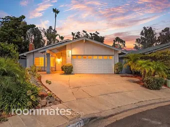 Room for rent in San Diego, CA $1200, house