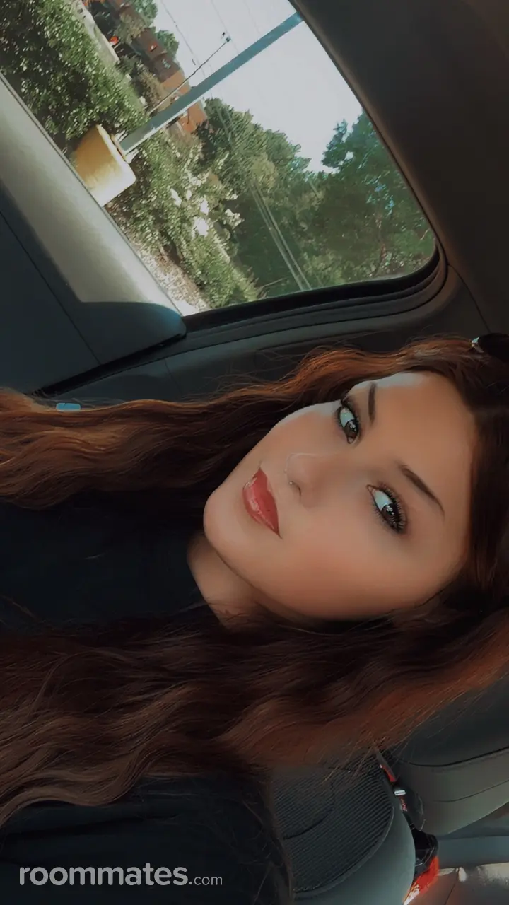 Profile photo 11 of 11
