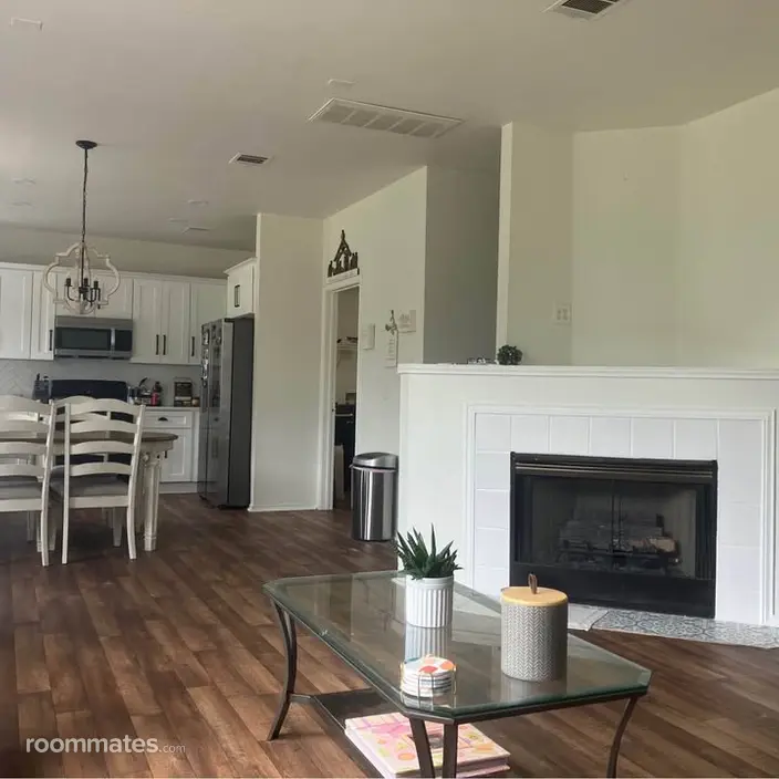 Room for rent in Round Rock, TX $800, house