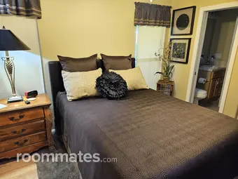 Room for rent in Palm Desert, CA $1150, house