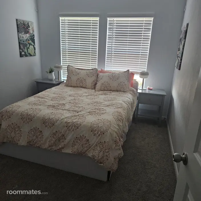 Room for rent in San Antonio, TX $1000, house