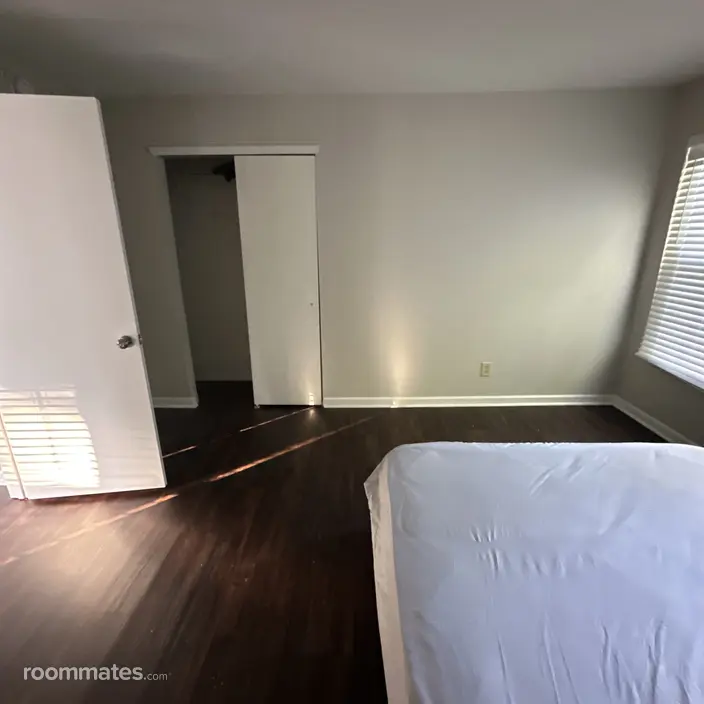 Room for rent in Charlotte, NC $800, house