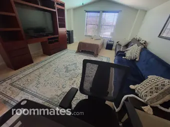 Room for rent in Menifee, CA $1100, house