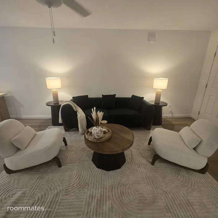 Room for rent in Jacksonville, FL $650, house
